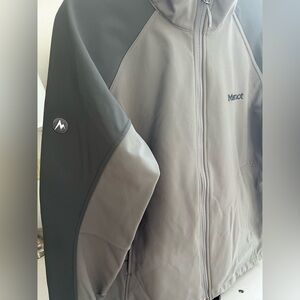 Marmot men’s soft shell jacket size large